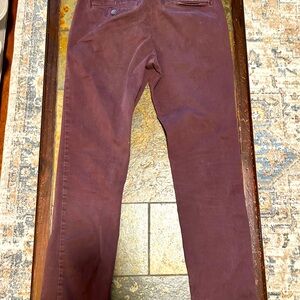 Ladies Old Navy burgundy chinos 29 waist